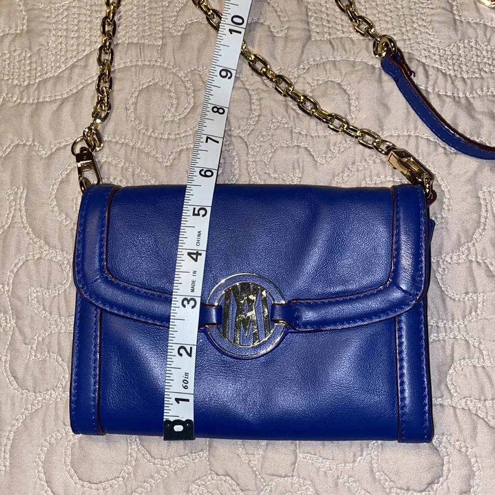 Antonio Melani, Crossbody Chain Strap Purse, Blue, GUC